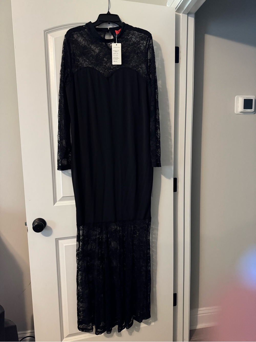 Elegant Black Lace Maxi Dress